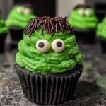 Frankenstein Cupcakes: 1 Monster of Fun 4 Frankenstein Cupcakes